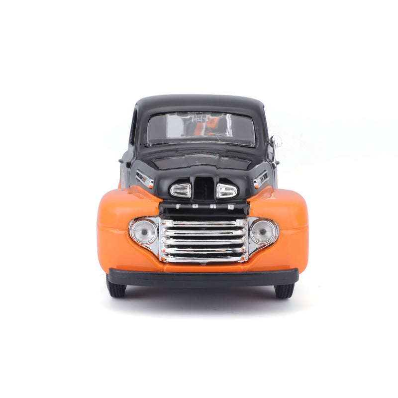 Load image into Gallery viewer, 1:24 Harley-Davidson Custom Ford pick-up with FLH Duo Glide