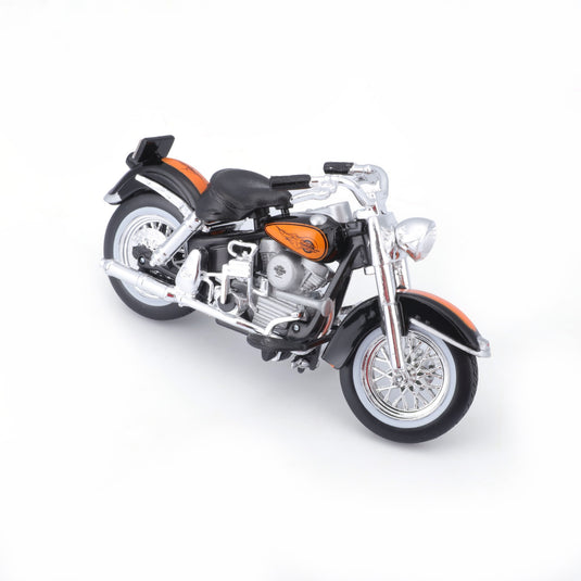 1:24 Harley-Davidson Custom Ford pick-up with FLH Duo Glide