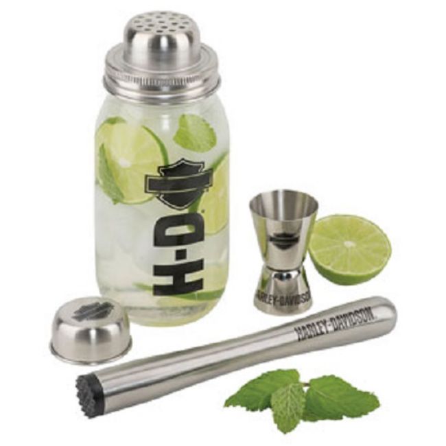 Front view of cocktail shaker set